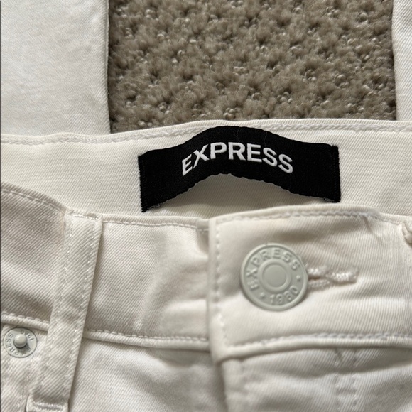 Express - Midrise—Skinny Ankle Jeans- Size 4R - Picture 4 of 6